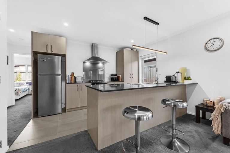 Photo of property in 101 Kuaka Drive, Takanini, 2112