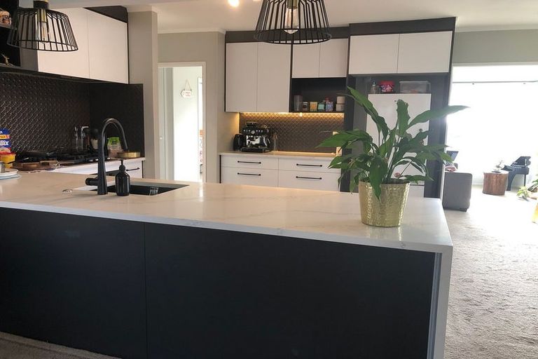 Photo of property in 55 Hilling Street, Titirangi, Auckland, 0604