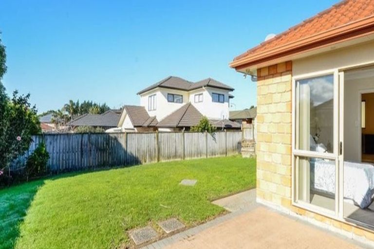 Photo of property in 34 Jadewynn Drive, Massey, Auckland, 0614