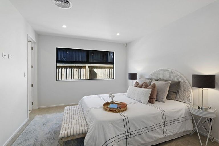 Photo of property in 2 Coe Street, Halswell, Christchurch, 8025