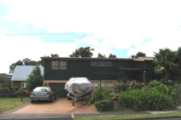 Photo of property in 1/9 Park Hill Road, Birkenhead, Auckland, 0626