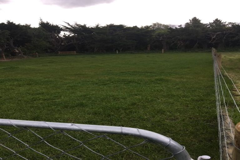 Photo of property in 675 Clintons Road, Charing Cross, Christchurch, 7671