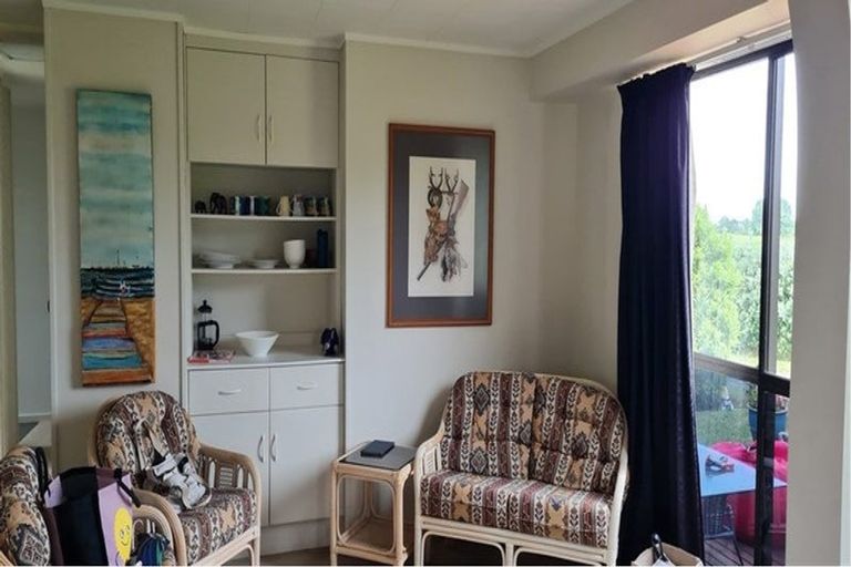 Photo of property in 297 Kingseat Road, Kingseat, Pukekohe, 2679