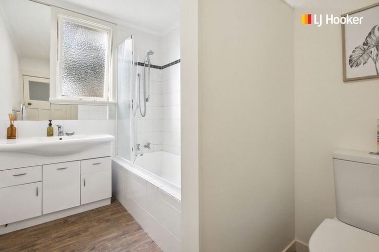 Photo of property in 155 Victoria Road, Saint Clair, Dunedin, 9012