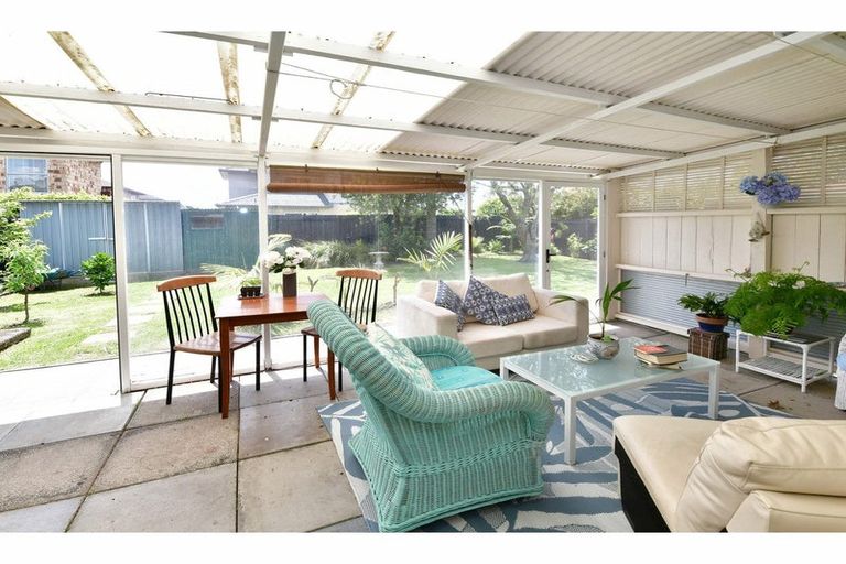 Photo of property in 3/29 Pine Road, Orewa, 0931