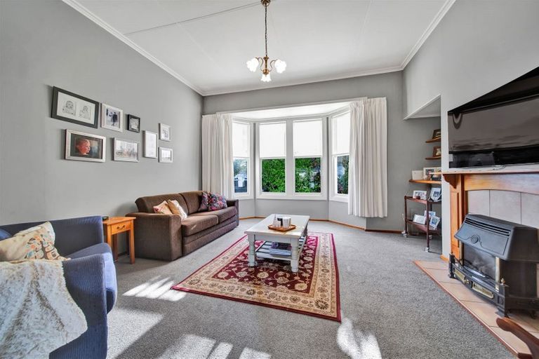 Photo of property in 34 Hunter Street, Hawera, 4610