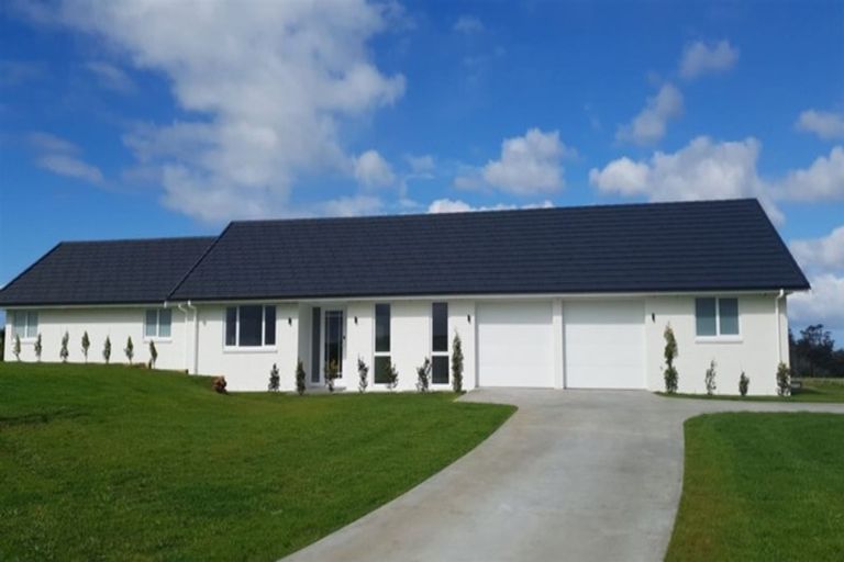 Photo of property in 4 Fernbird Grove, Kerikeri, 0294