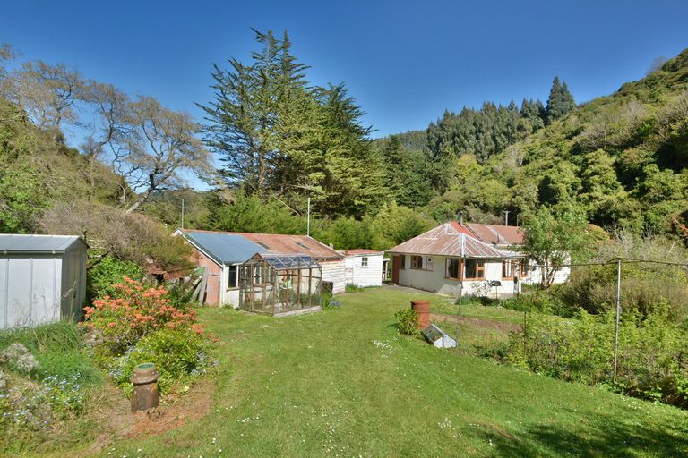 Photo of property in 10 Leith Valley Road, Glenleith, Dunedin, 9010