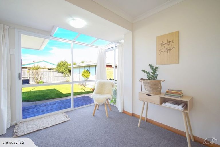 Photo of property in 68 Coopers Road, Dallington, Christchurch, 8061