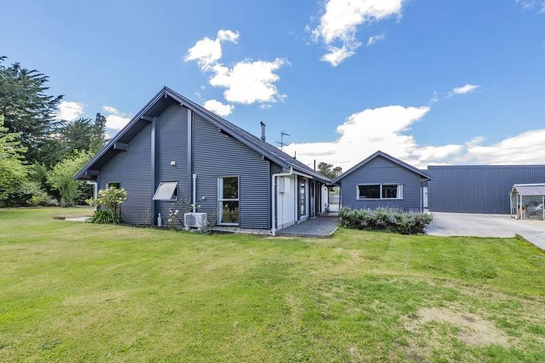 Photo of property in 1735 Hoskyns Road, Kirwee, Darfield, 7571