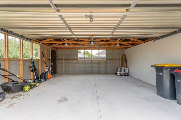 Photo of property in 83 Teesdale Street, Burnside, Christchurch, 8053