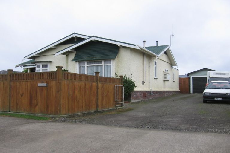 Photo of property in 68 Roberts Line, Kelvin Grove, Palmerston North, 4414
