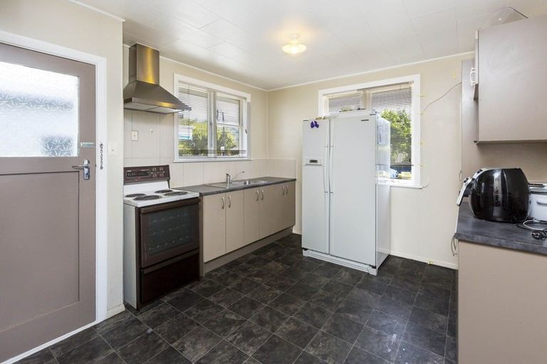 Photo of property in 26 Fraser Crescent, Elderslea, Upper Hutt, 5018