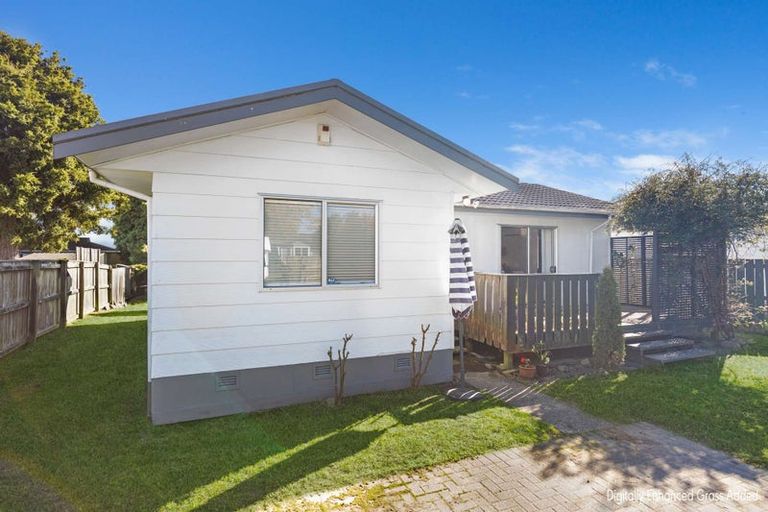 Photo of property in 17 Bronte Place, Owhata, Rotorua, 3010