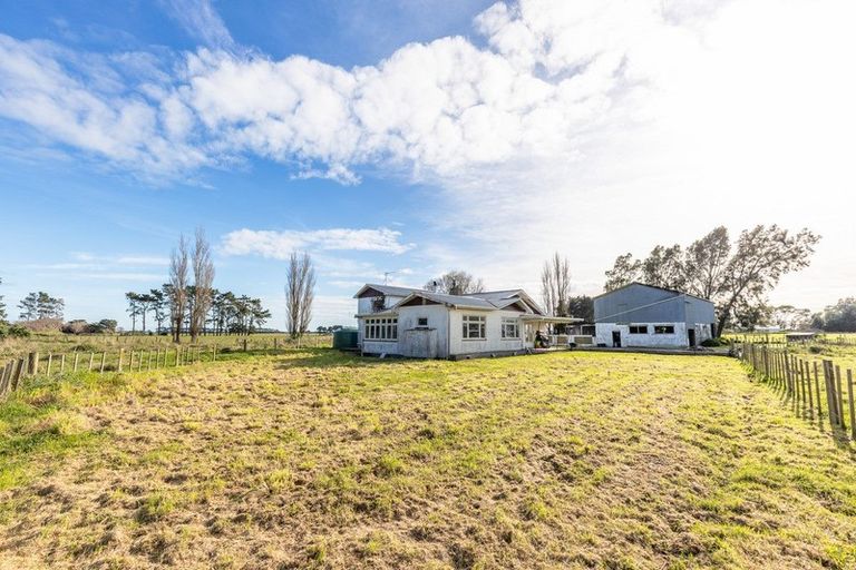 Photo of property in 404 Waitohi Road, Rongotea, Palmerston North, 4476