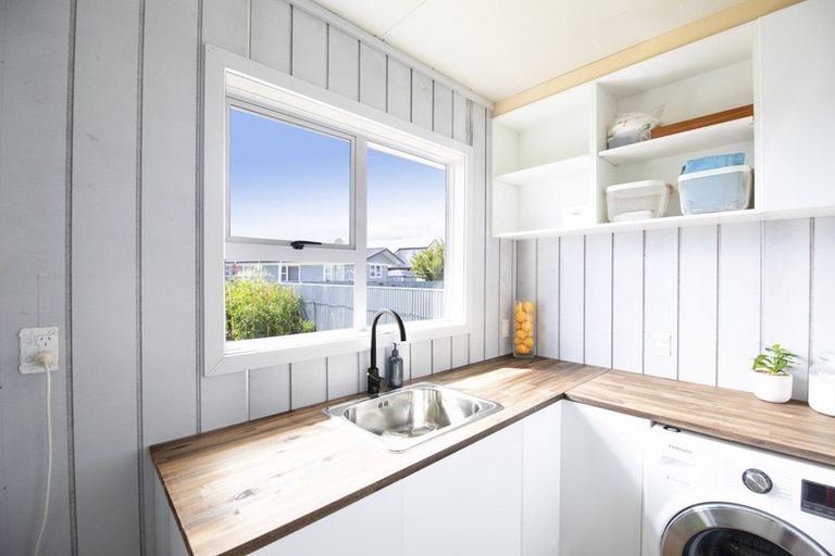 Photo of property in 10 Rochester Street, Tamatea, Napier, 4112