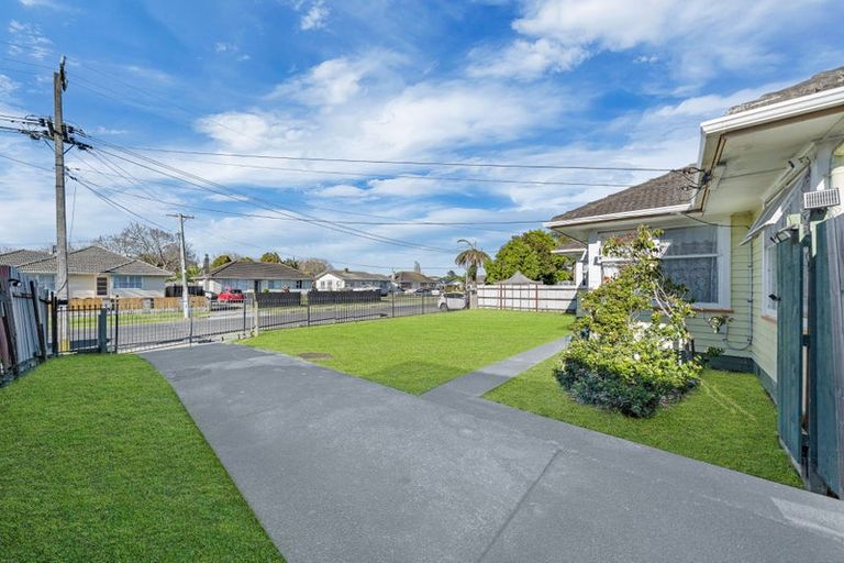 Photo of property in 33 Haddon Street, Mangere East, Auckland, 2024