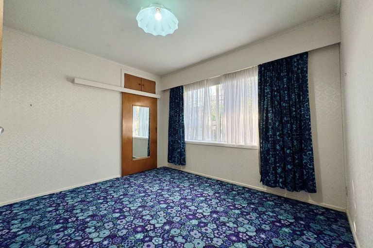 Photo of property in 96 Cardiff Road, Pakuranga, Auckland, 2010