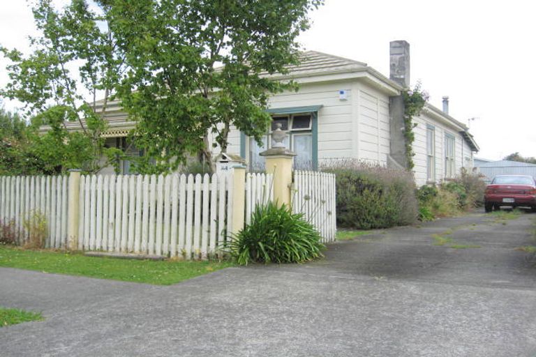 Photo of property in 24 Marlborough Street, Feilding, 4702