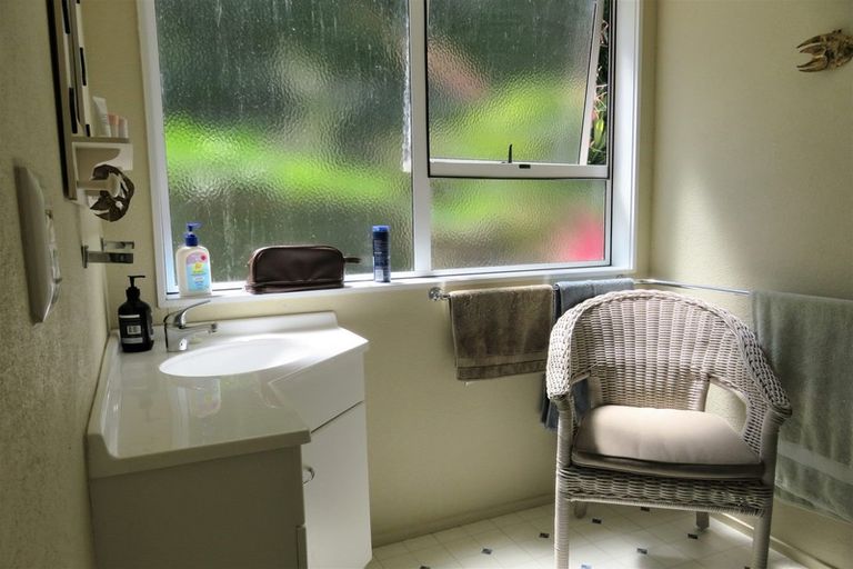 Photo of property in 832 Thames Coast Sh25 Road, Tapu, Thames, 3575