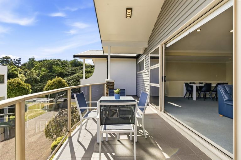 Photo of property in 2/17 Tremaine Avenue, Two Mile Bay, Taupo, 3330