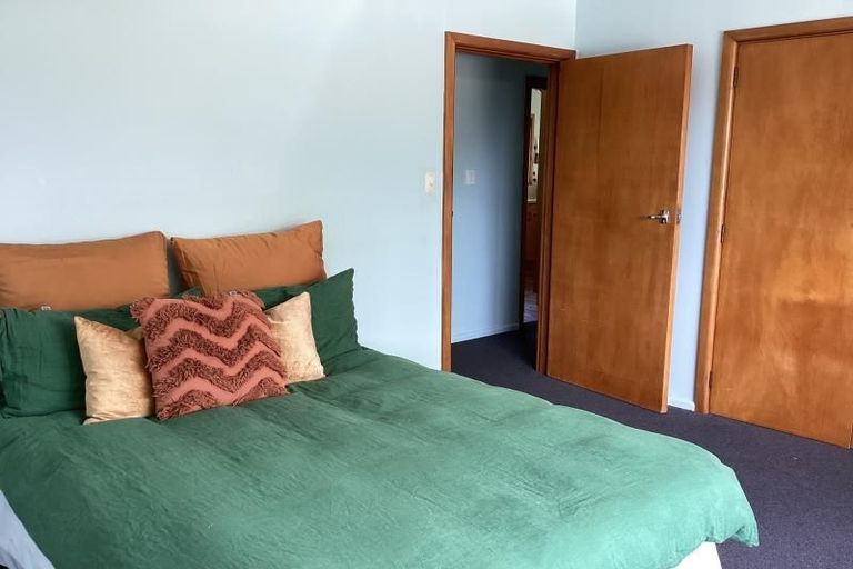 Photo of property in 82 Napier Road, Havelock North, 4130