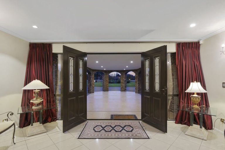 Photo of property in 635 Yaldhurst Road, Yaldhurst, Christchurch, 7676