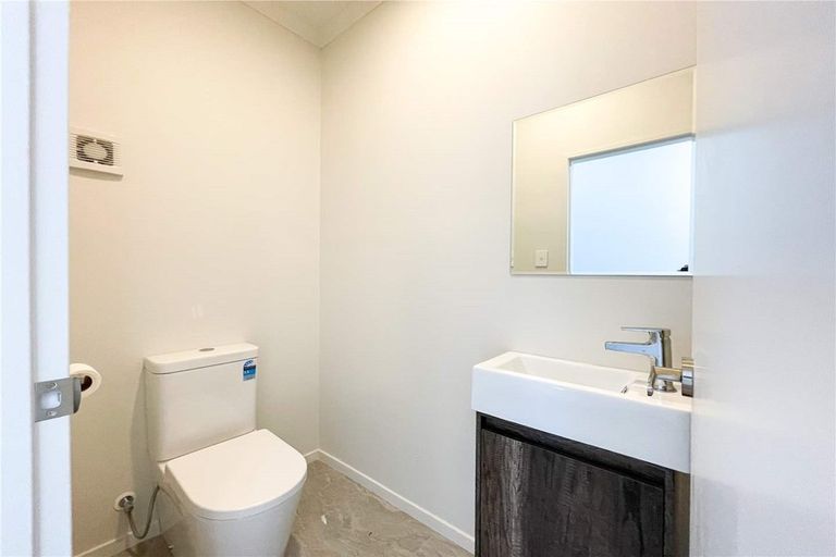 Photo of property in 6 Sai Ridge Close, Pukekohe, 2120