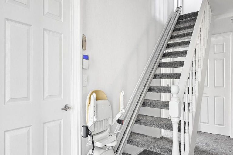 Photo of property in 8 Raukura Place, Koutu, Rotorua, 3010