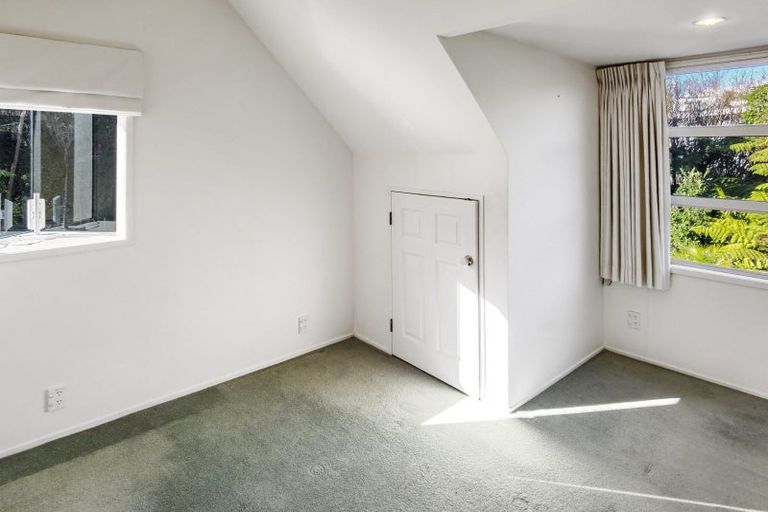 Photo of property in 99 Onetaunga Road, Chatswood, Auckland, 0626