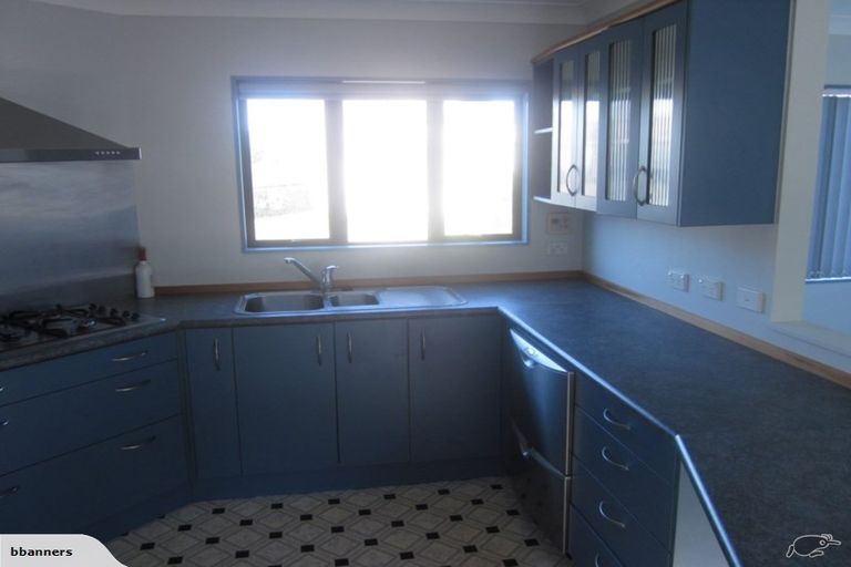 Photo of property in 30a Bowes Crescent, Strathmore Park, Wellington, 6022