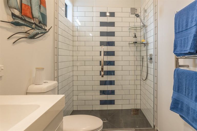 Photo of property in 33 Hihitahi Rise, Paihia, 0200