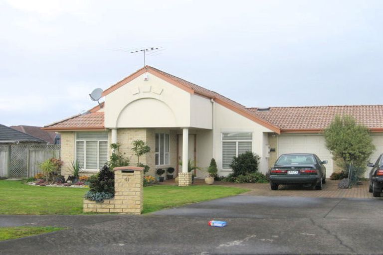 Photo of property in 41 Fernbrook Close, Burswood, Auckland, 2013