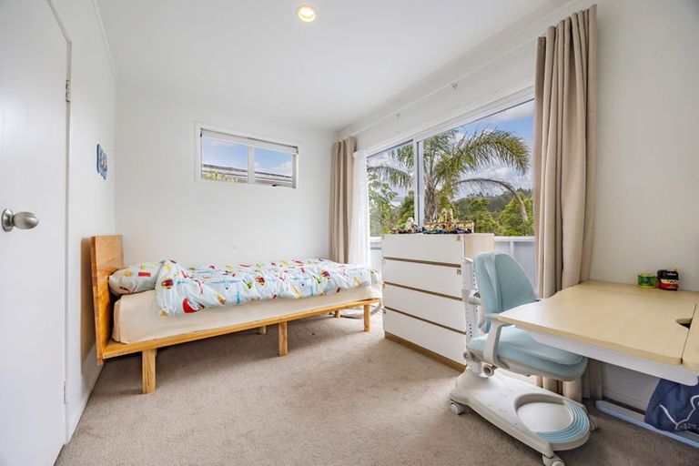 Photo of property in 46 Awaruku Road, Torbay, Auckland, 0630