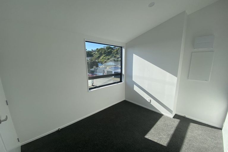 Photo of property in 2b Mamari Street, Rongotai, Wellington, 6022