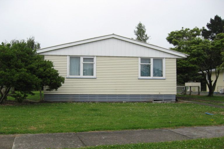 Photo of property in 39 Comet Crescent, Mangere, Auckland, 2022