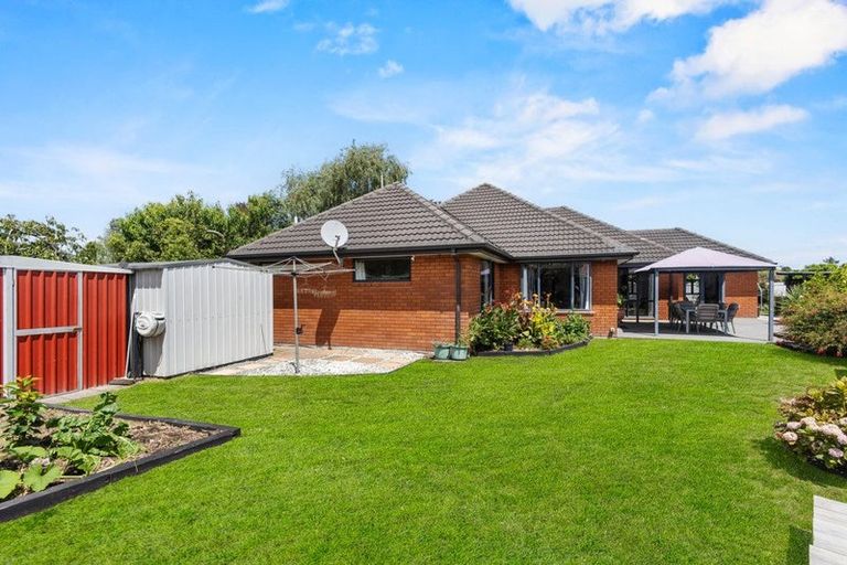 Photo of property in 43 Broadhaven Avenue, Parklands, Christchurch, 8083