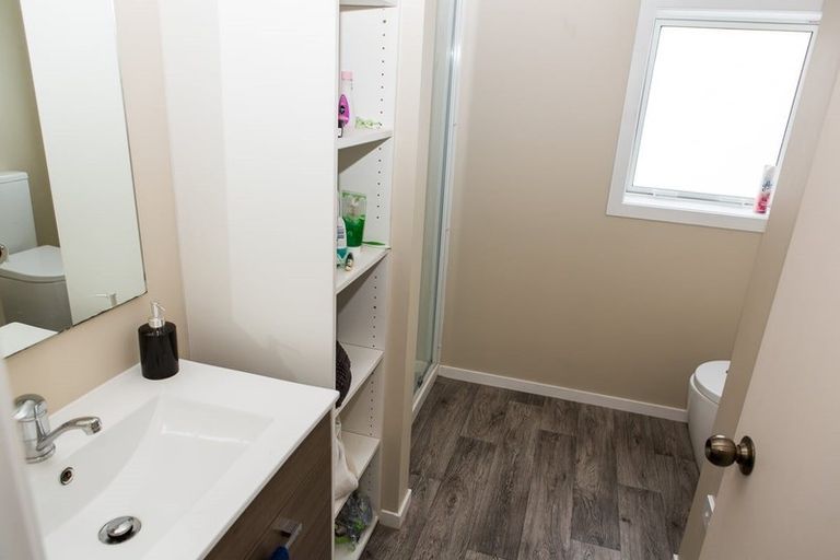 Photo of property in 40 Cedar Street, Maungaraki, Lower Hutt, 5010