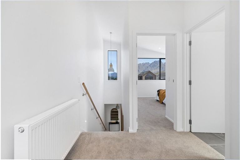 Photo of property in 2 Soudley Court, Jacks Point, Queenstown, 9371