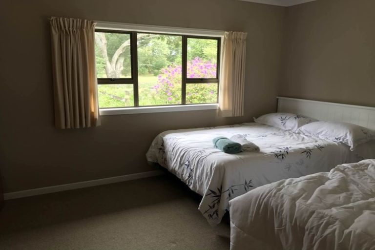 Photo of property in 12 Brookvale Lane, Taupaki, Henderson, 0782