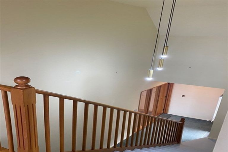 Photo of property in 112a Penruddock Rise, Westmorland, Christchurch, 8025