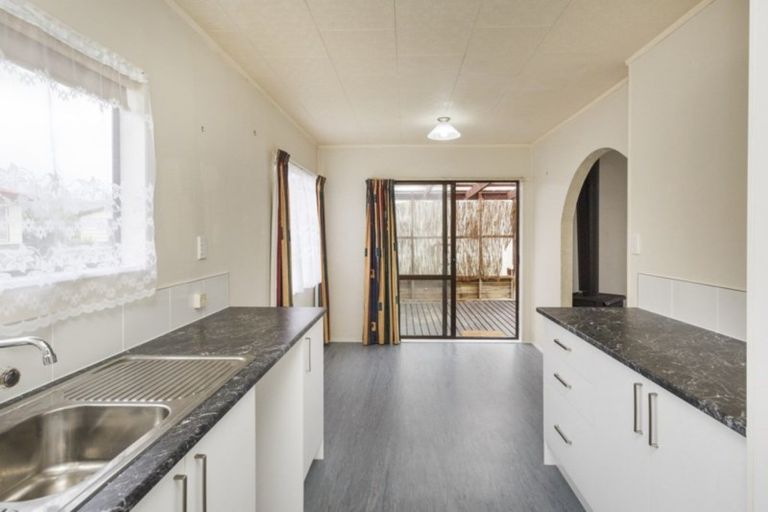 Photo of property in 7 Tawa Street, Tokomaru, Palmerston North, 4474