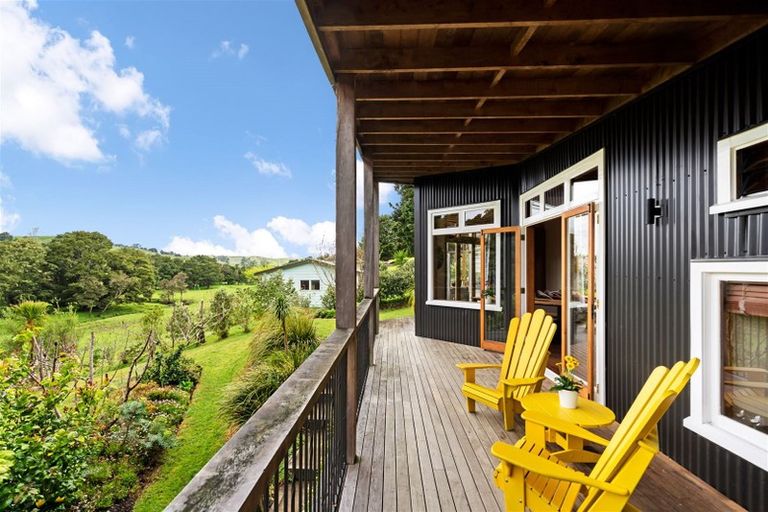 Photo of property in 397b Tauraroa Road, Maungakaramea, Whangarei, 0178