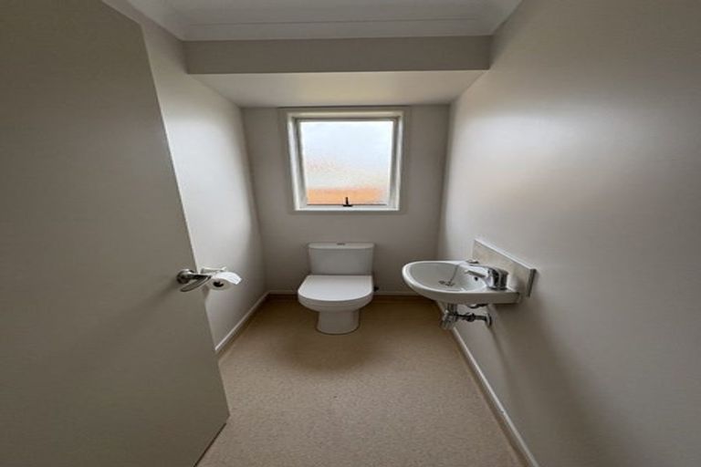 Photo of property in 17e Meeanee Road, Taradale, Napier, 4112