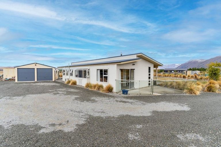 Photo of property in 35 Ben Ohau Road, Ben Ohau, Twizel, 7999