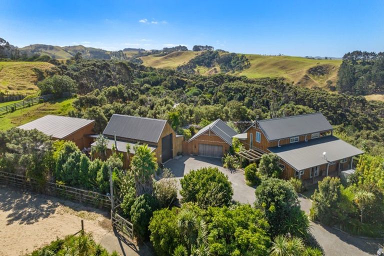 Photo of property in 516 Fordyce Road, South Head, Helensville, 0874