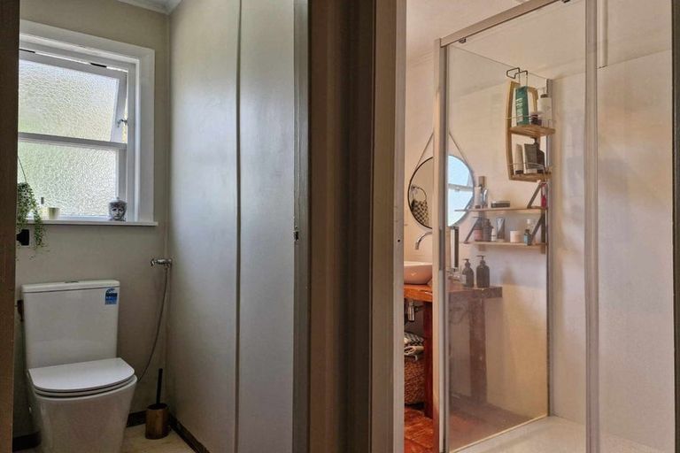 Photo of property in 10 Chard Street, Westown, New Plymouth, 4310