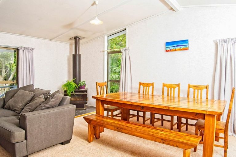 Photo of property in 10 Dillon Bell Road, Whataupoko, Gisborne, 4010