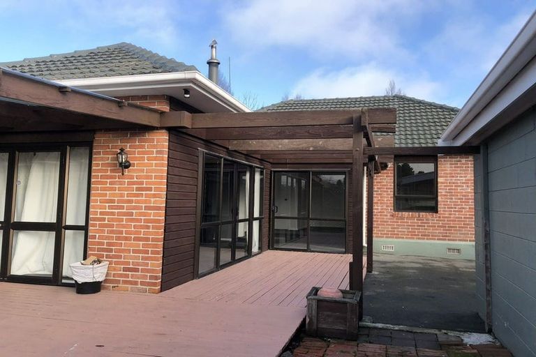 Photo of property in 126 Yaldhurst Road, Sockburn, Christchurch, 8042