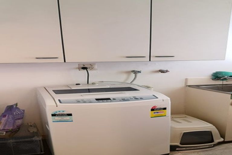 Photo of property in 14 Glen Alton Avenue, Paparangi, Wellington, 6037